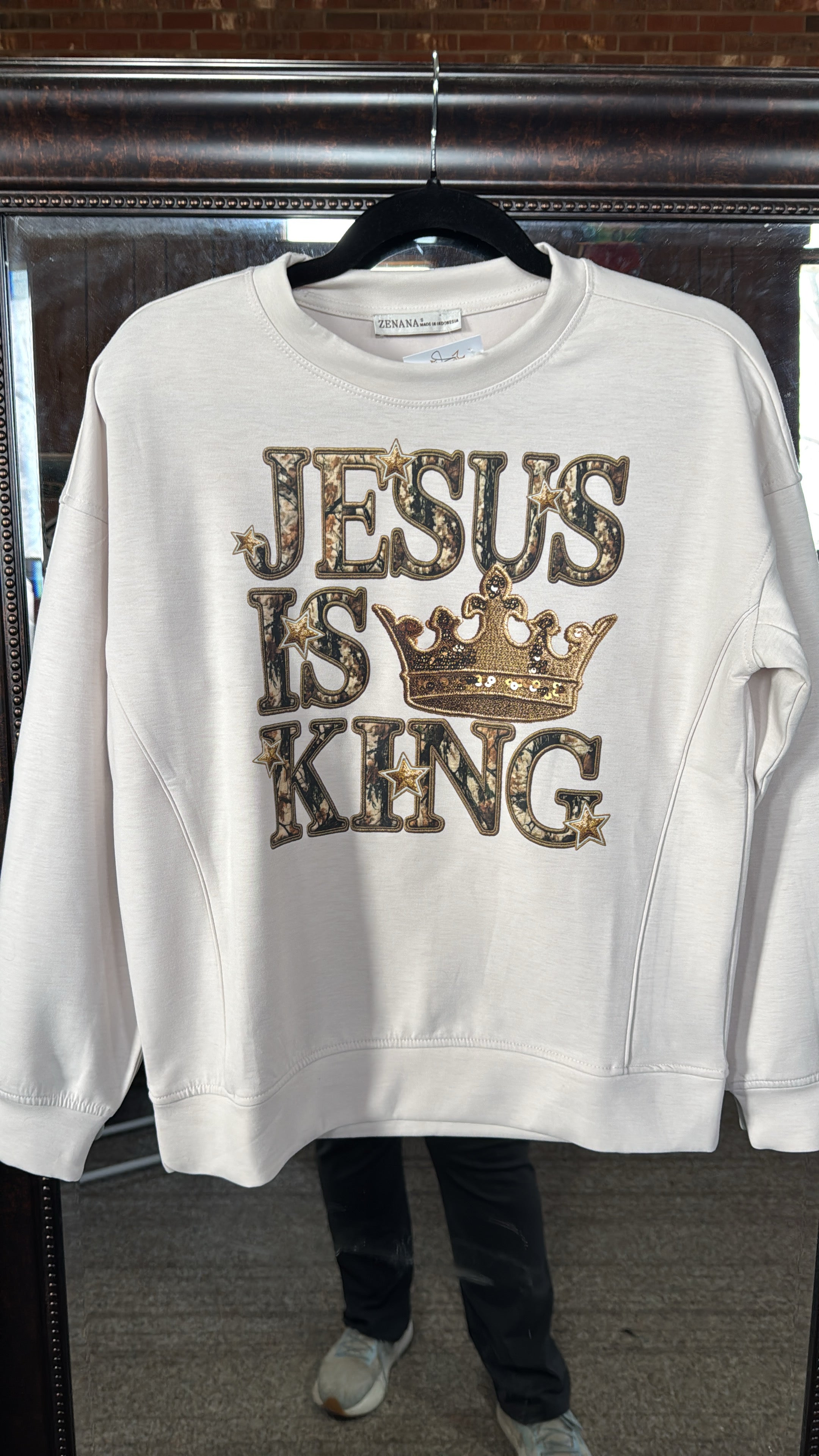 Camo Jesus is King Pullover