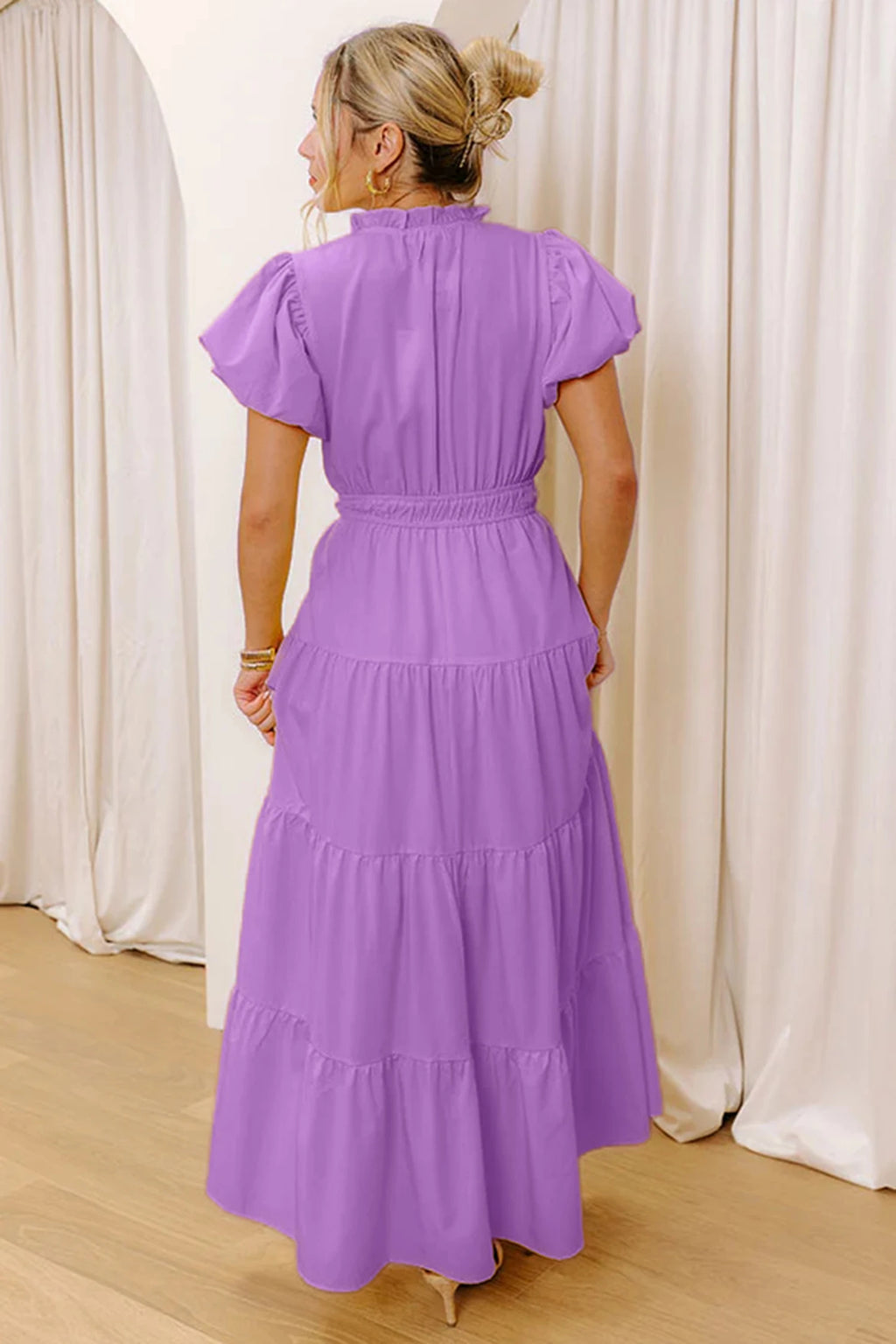 Lavender V-Neck Puff Sleeve Dress